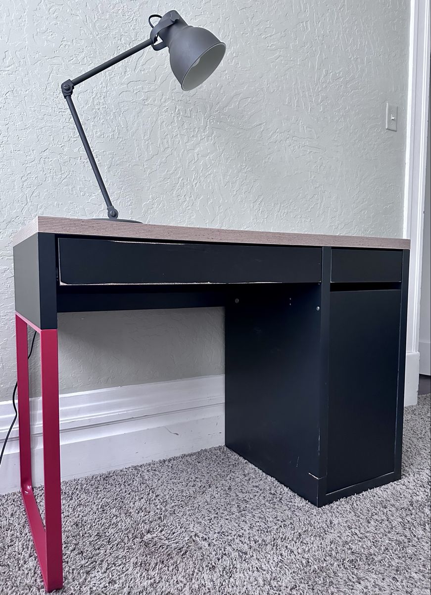 Small desk