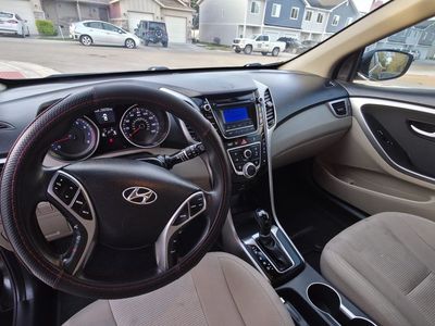 2016Hyundai Elantra GT Hatchback - Automatic Transmission, Clean Interior