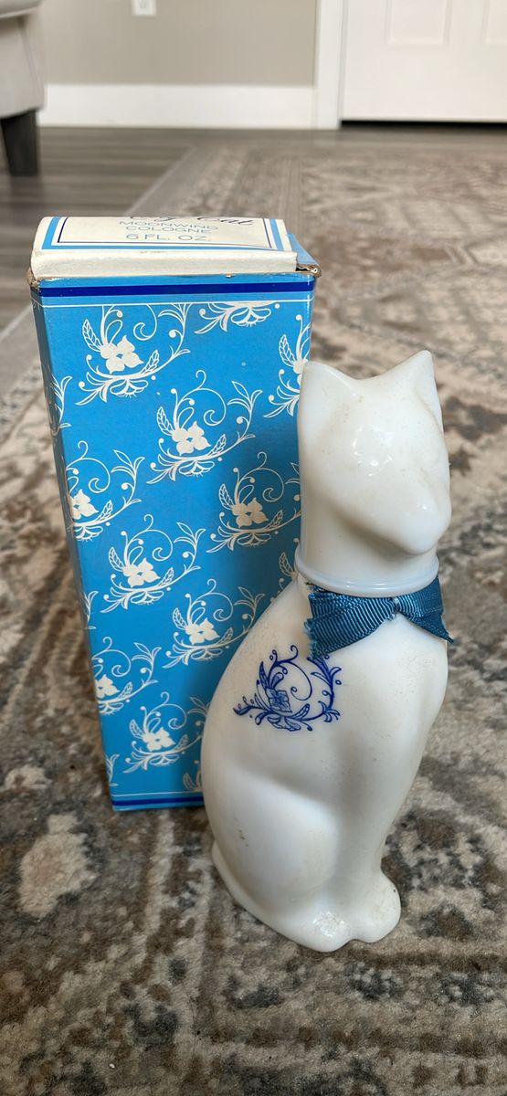 Avon vintage ming cat moonwind cologne perfume 6 fl oz