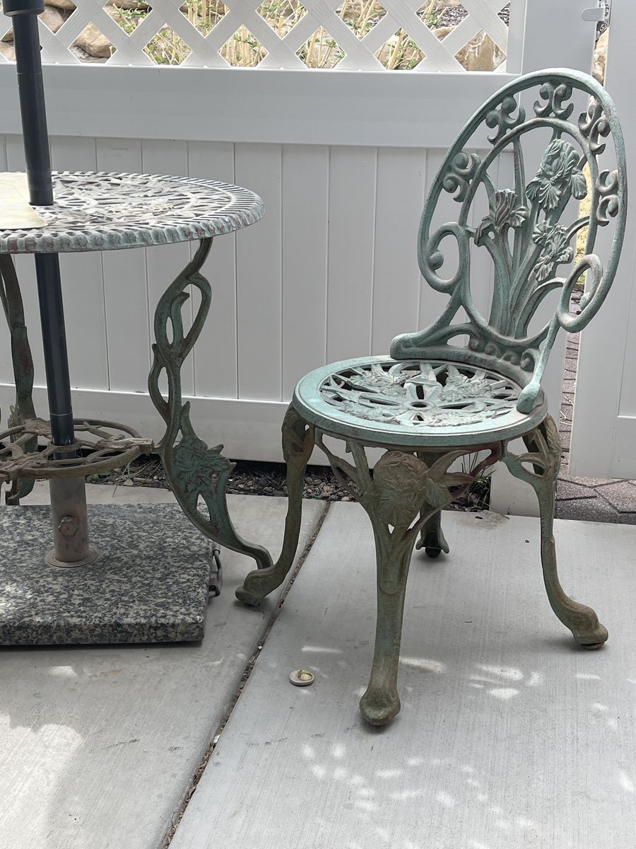 Bistro set