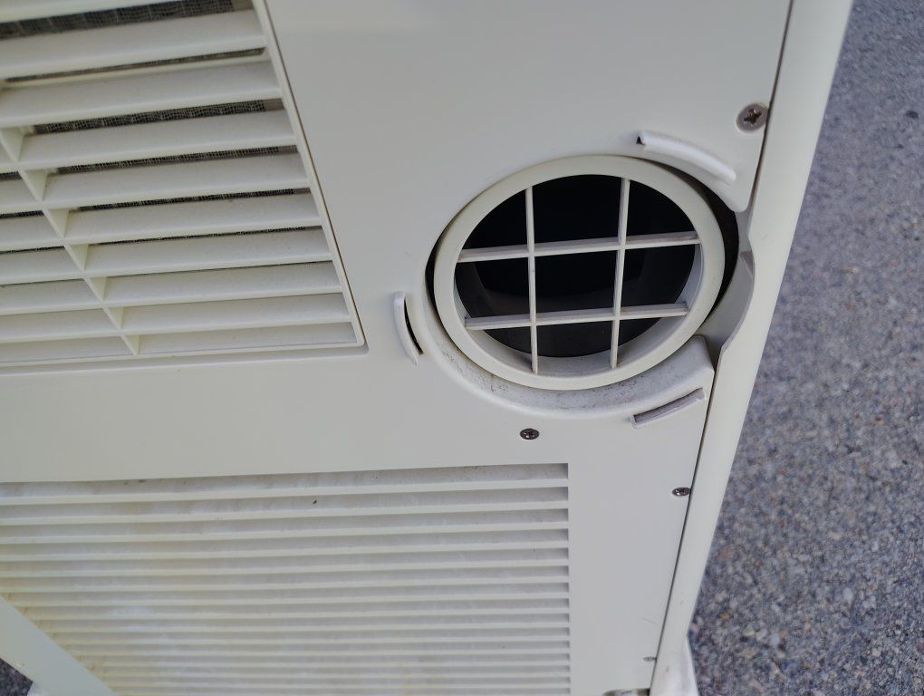 Main image 6