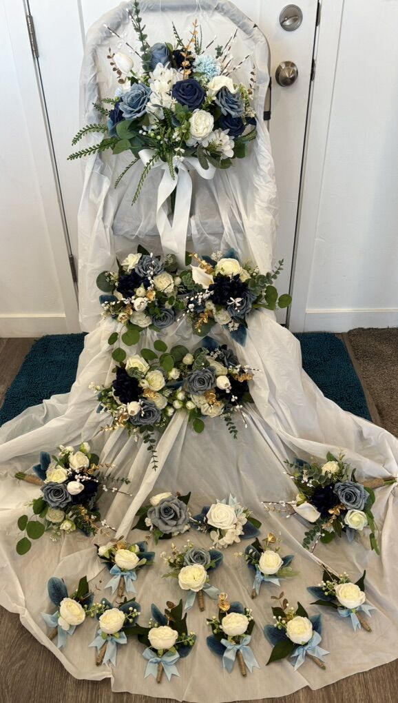 18 Piece Blue And Gold  Wedding Flower Set