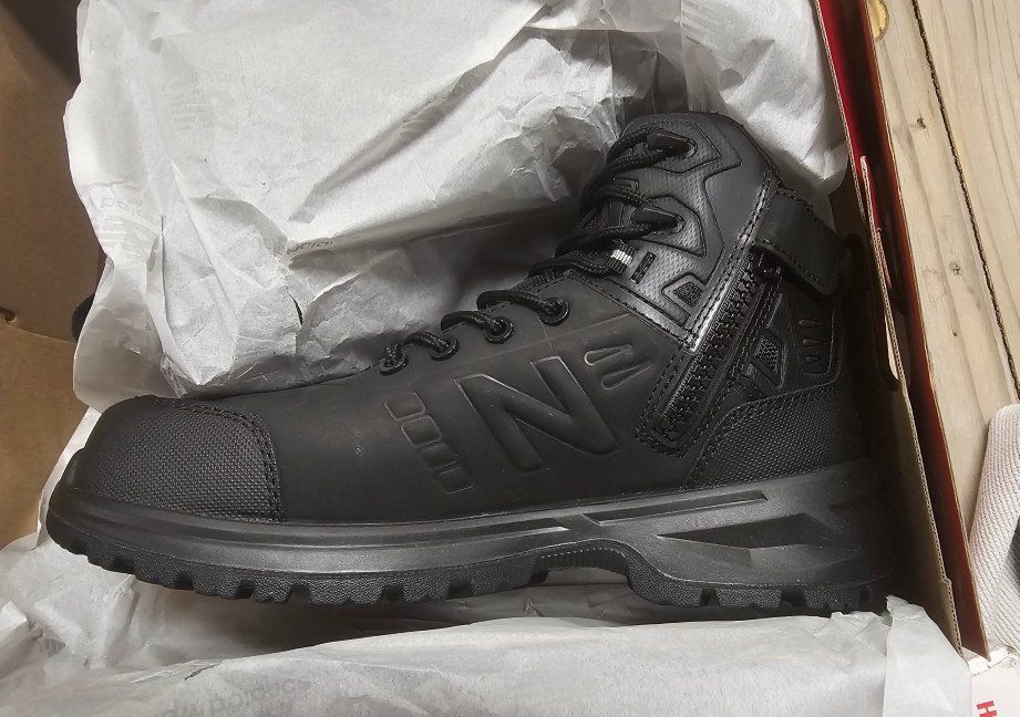 New Balance Calibre Met SD10 Work Boots Men's Size 8 2E Wide