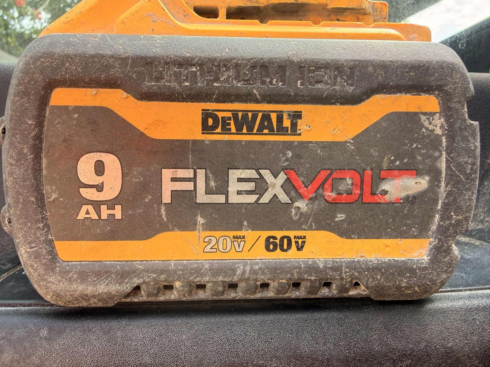 2 DeWalt 60V FlexVolt 9Ah Batteries