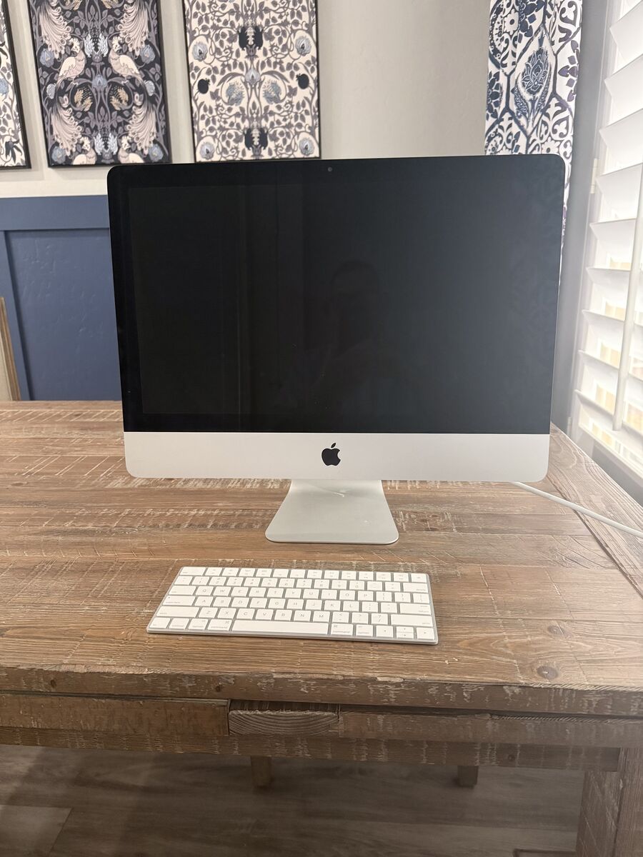 *REDUCED* 2019 Apple iMac i3 1 TB SSD Fresh iOS