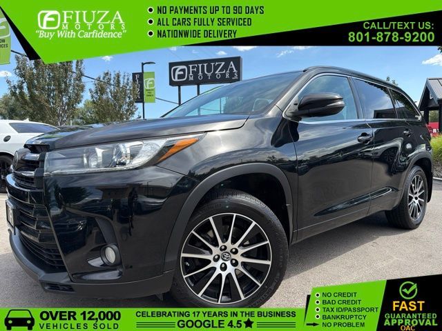 2017 Toyota Highlander SE