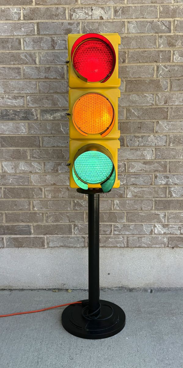 Vintage Style Traffic Light with Floor Stand