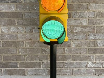 Vintage Style Traffic Light with Floor Stand