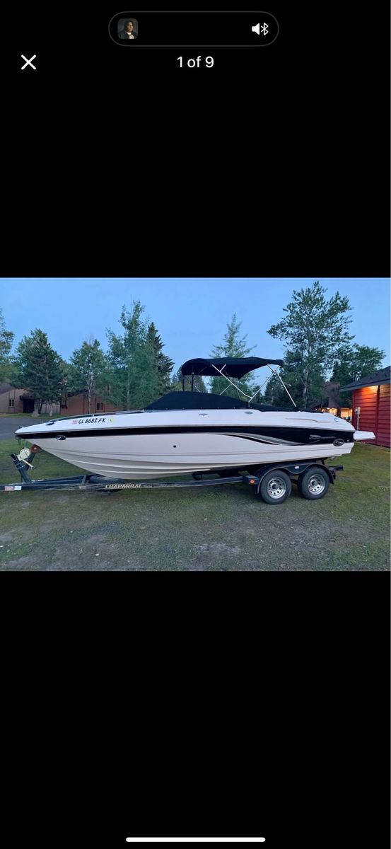 2004 Chaparral 220 Si Bowrider Boat with Trailer