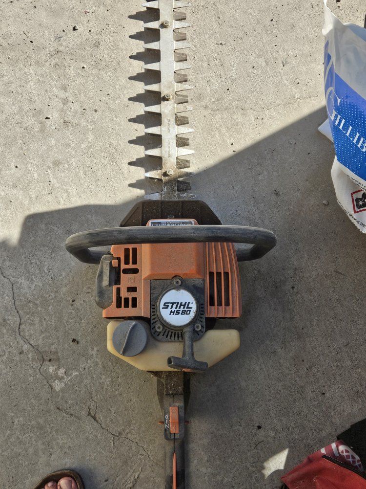 STIHL HS 80 Gas-Powered Hedge Trimmer