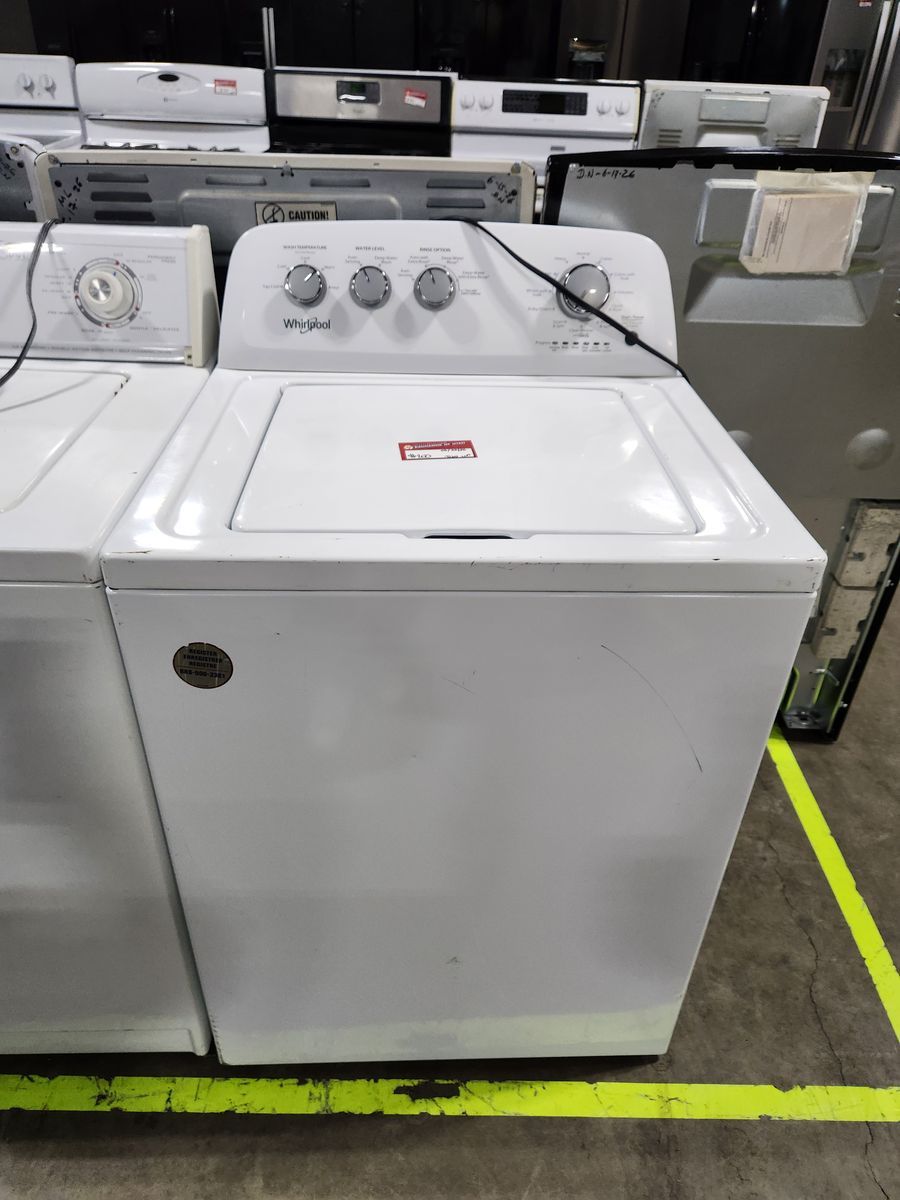 Whirlpool White Top Load Washer - Excellent Condition, Ready for Your Laundry Needs