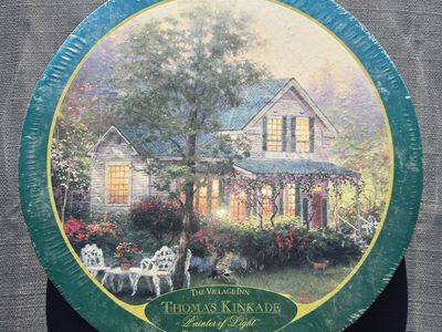 Thomas Kinkade The Village Inn 750 Piece Puzzle