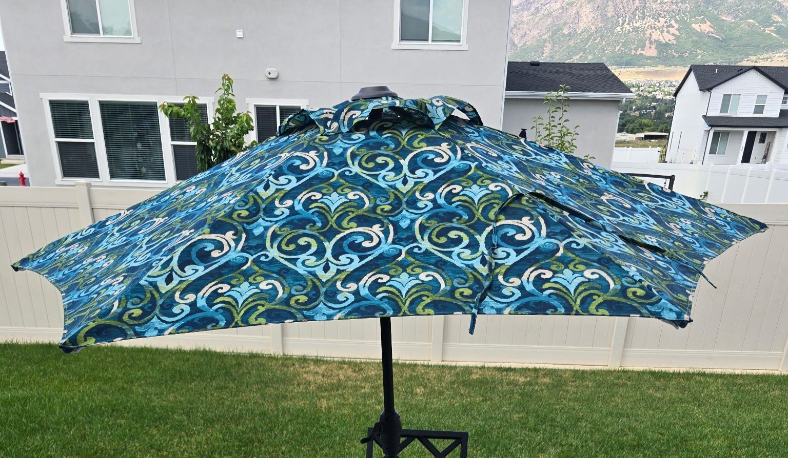 Outdoor Patio Umbrella Blue Green Scroll Pattern Market Umbrella 6.5' no base