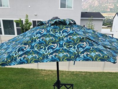 Outdoor Patio Umbrella Blue Green Scroll Pattern Market Umbrella 6.5' no base