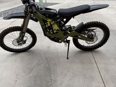 Sur-Ron Light Bee X Electric Dirt Bike - Green/Yellow, near new