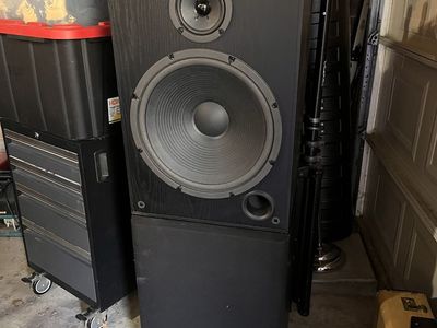 Set of SONY SS-U 7030 15" 3-Way Speakers
