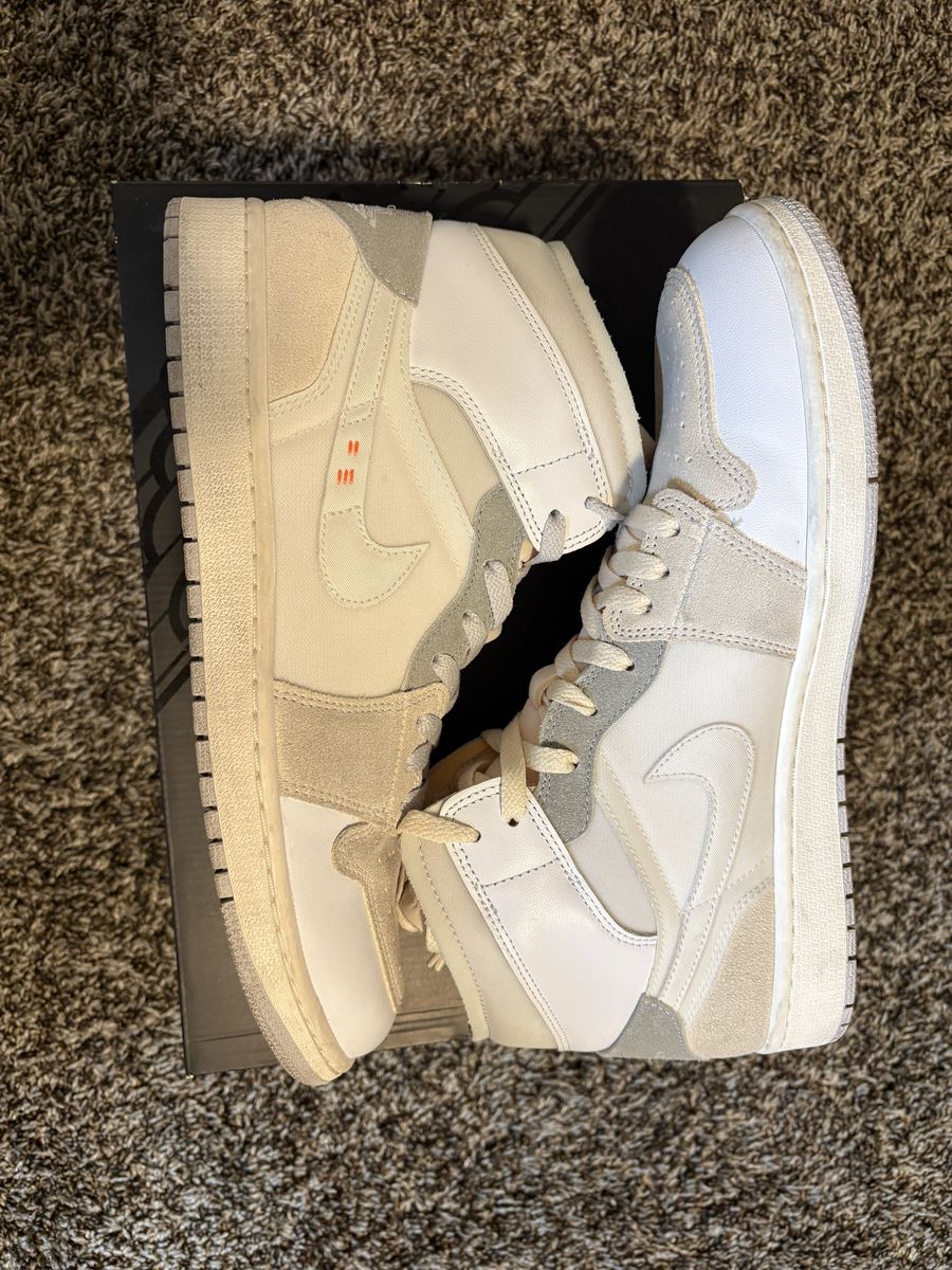 Air Jordan 1 SE CRAFT (Inside Out)