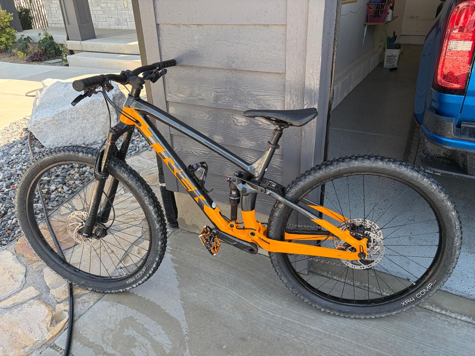 Trek Fuel EX 5 Mountain Bike - Large
