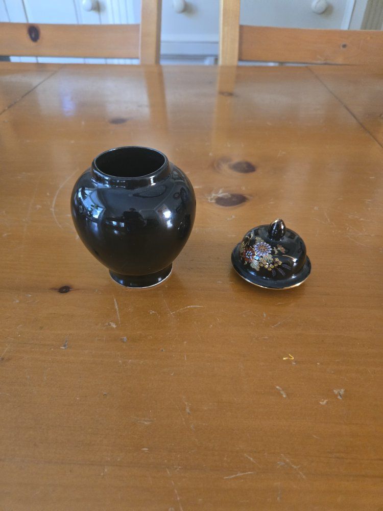 Vintage Japanese black porcelain lidded ginger jar / tea caddy