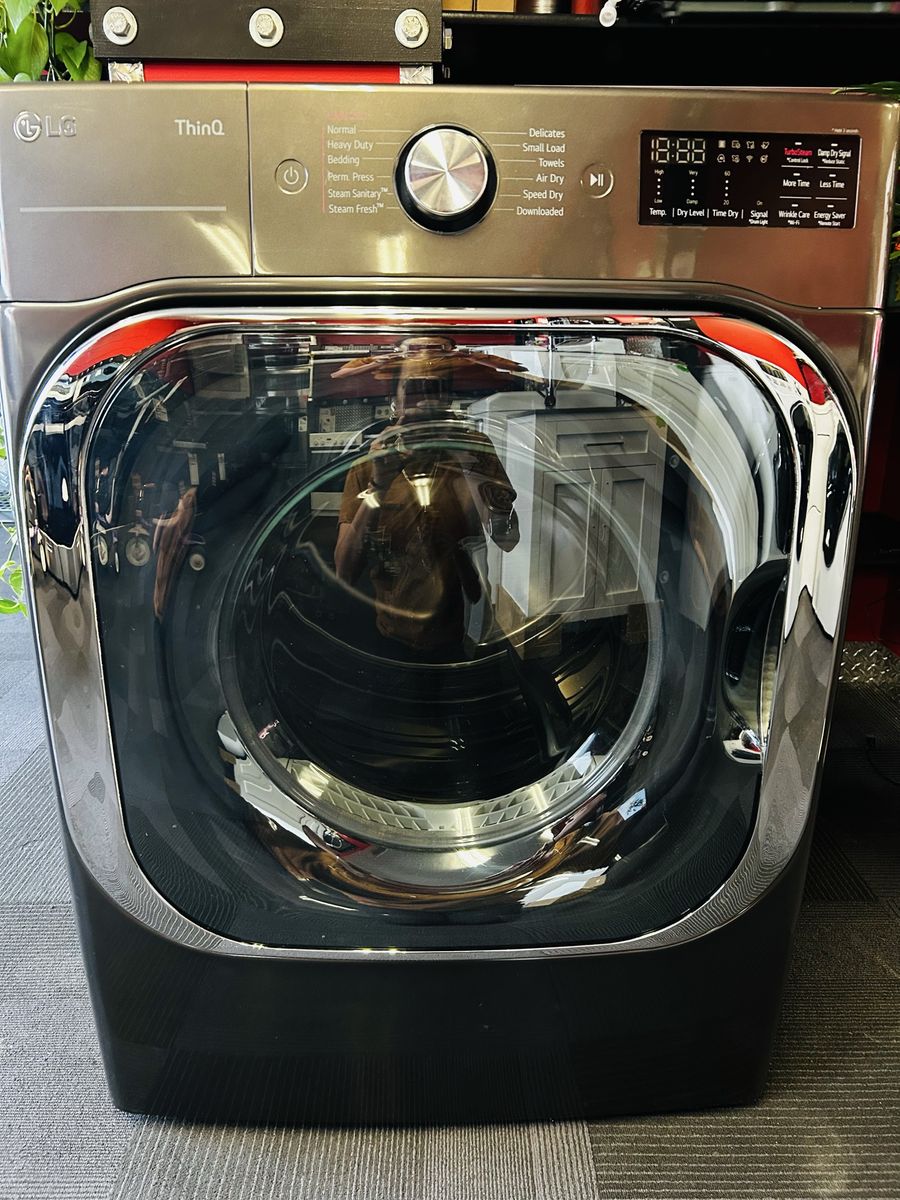 Lg ThinQ Steam Electric Mega Capacity Front Load Dryer 9.0 Cu Ft