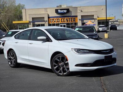 2016 Chrysler 200 S
