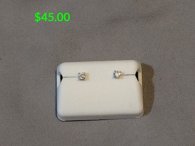 925 Silver Moissanite Stud Earrings Sparkle and Shine