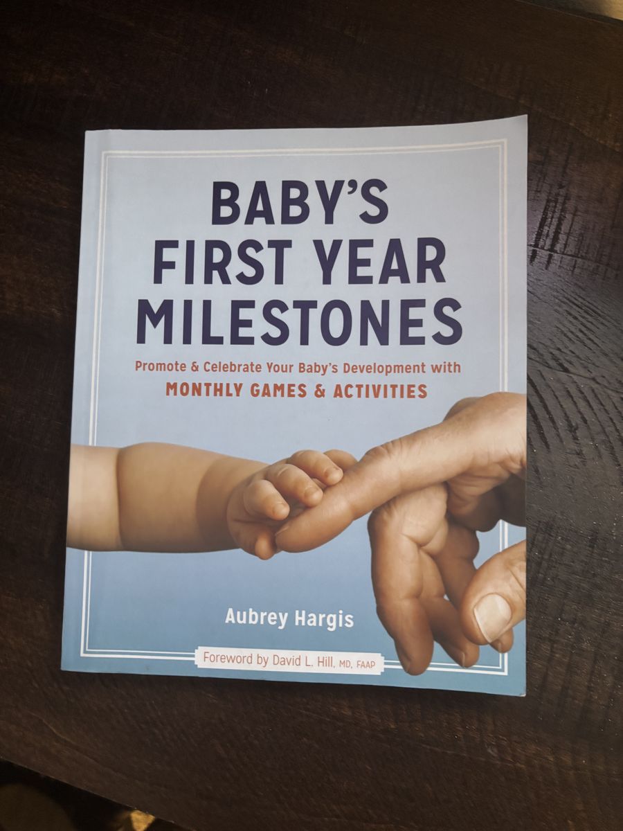 Baby's First Year Milestones Book