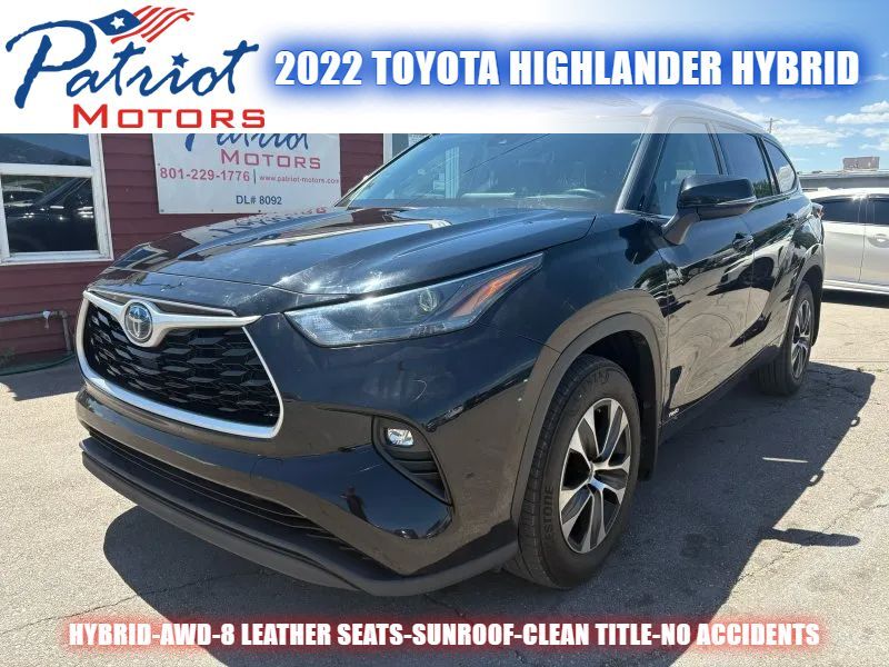2022 Toyota Highlander Hybrid XLE