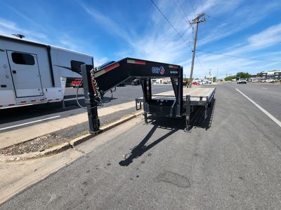 2017 Big Bubba's Trailers USED 8.5X24 Gooseneck 14K Equipment Trailer
