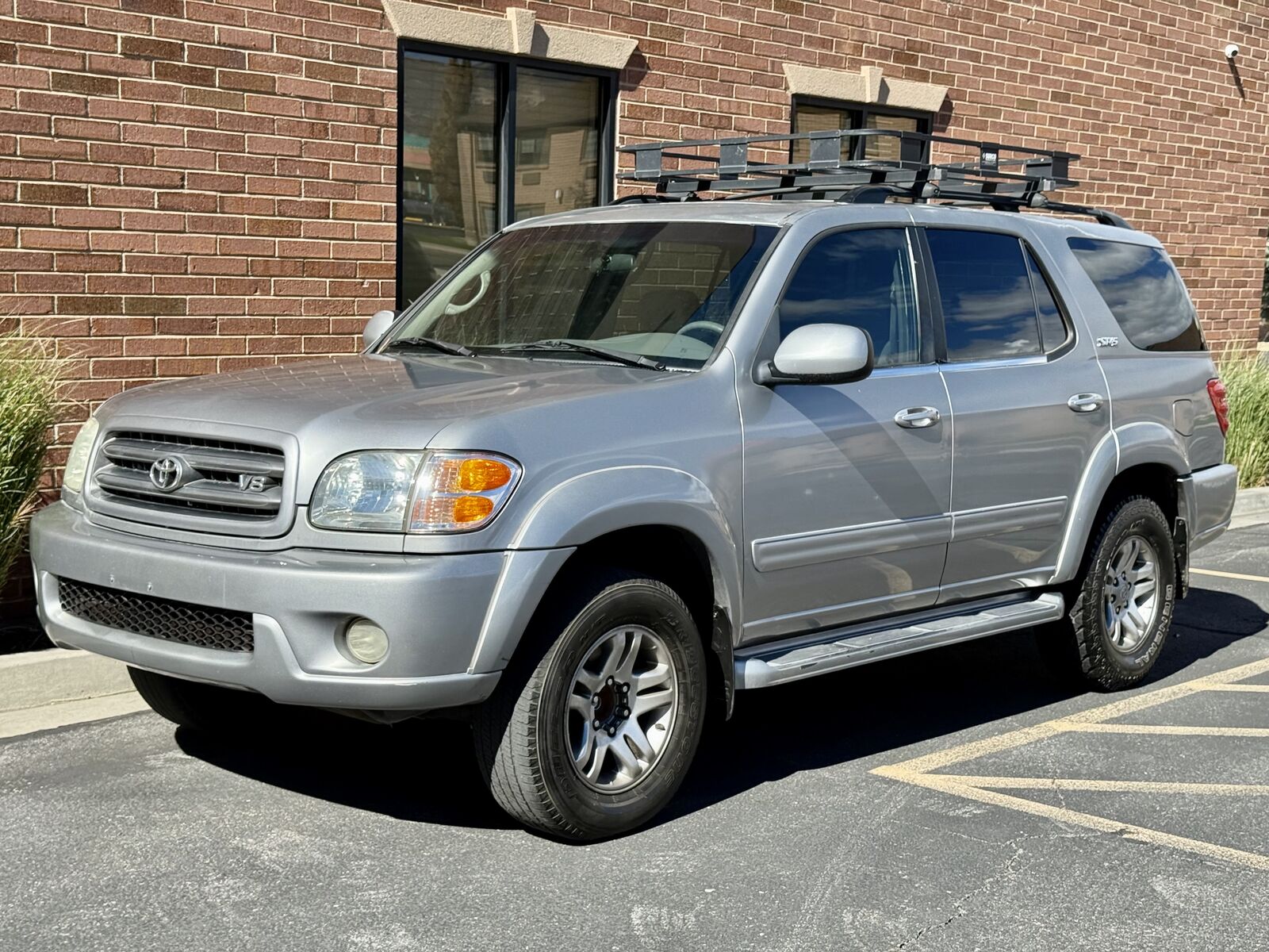 2002 TOYOTA SEQUOIA SR5