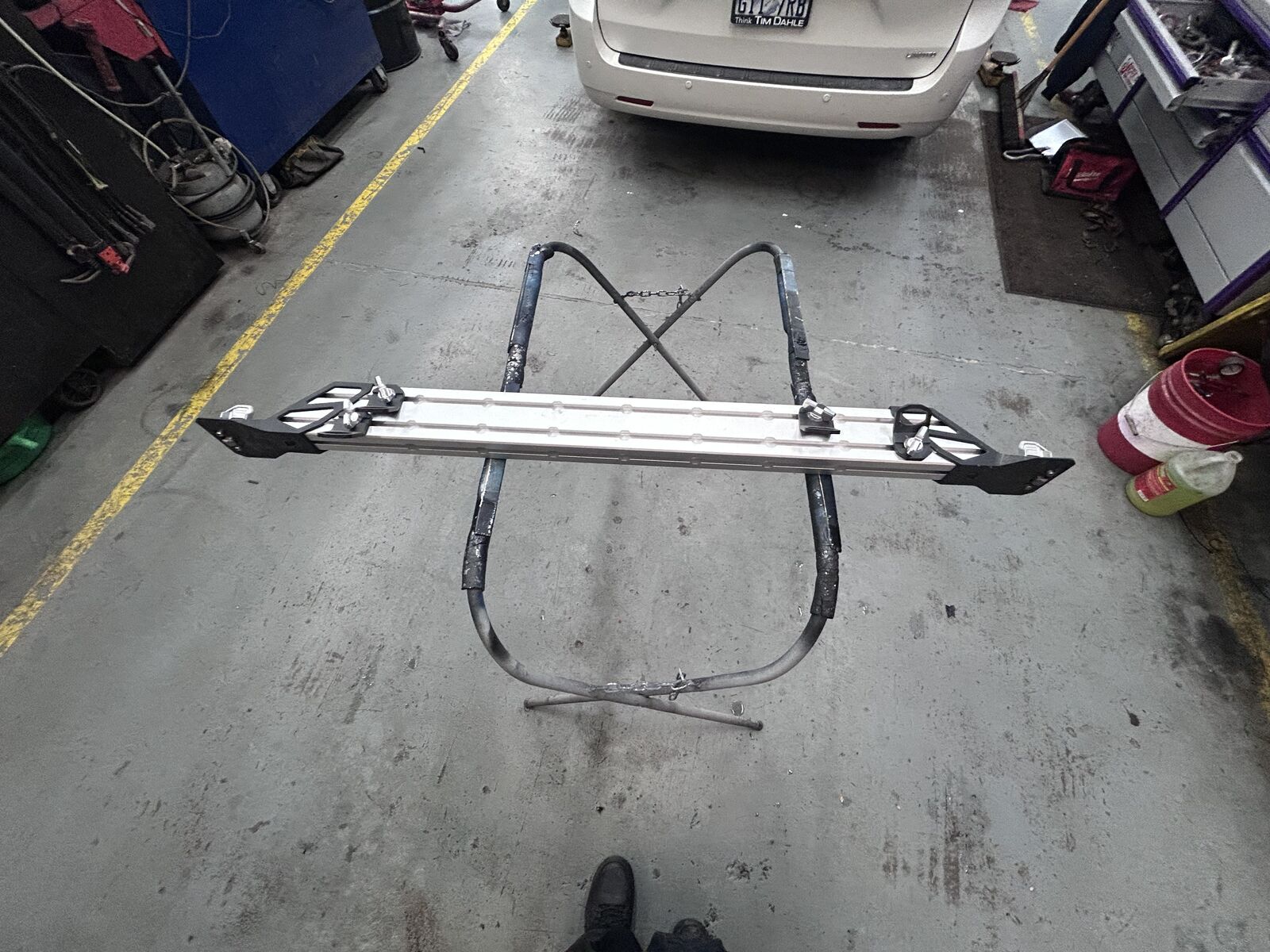 Lock and Ride cross bed bar for Polaris Xpedition