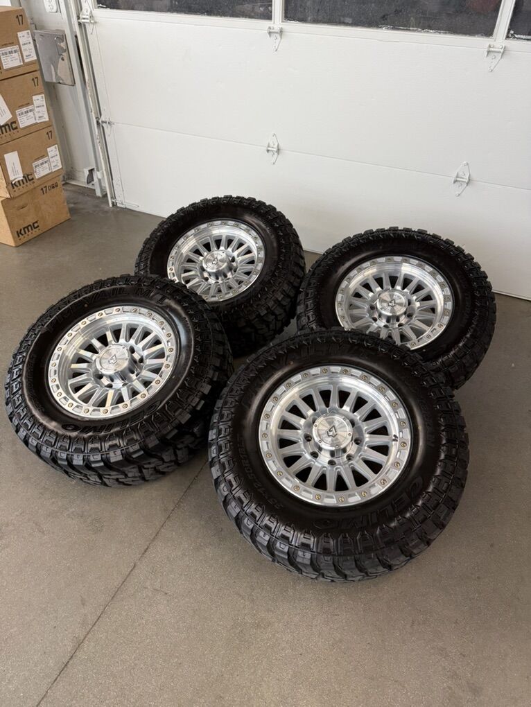 NEW 18x9 Arena Trophys/ 35x12.50r18, 8x170