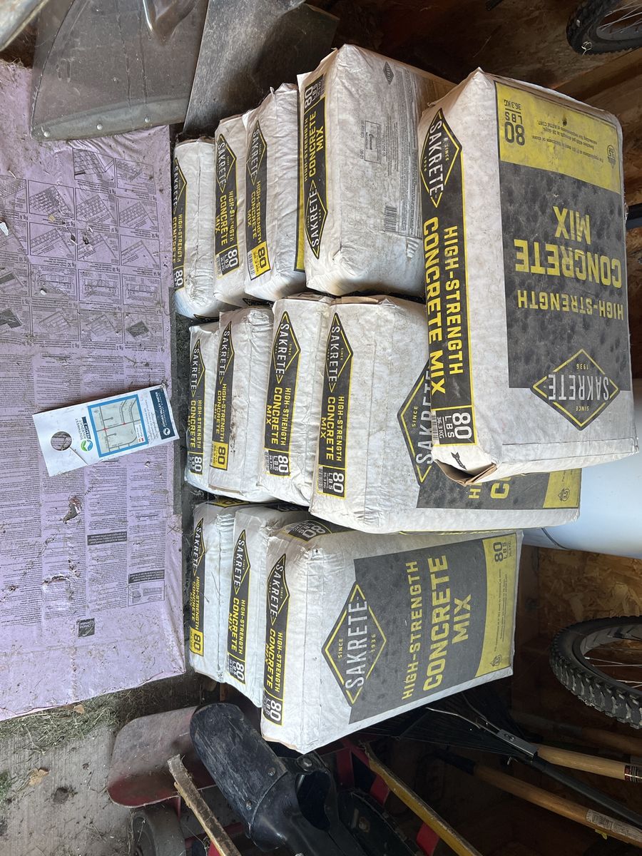 Sakrete High-Strength Concrete Mix 12 - 80 lb Bags