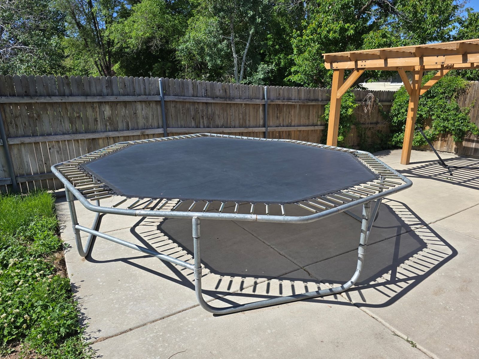 Octagon Trampoline - Large Outdoor Fun with Minor Mat Damage
