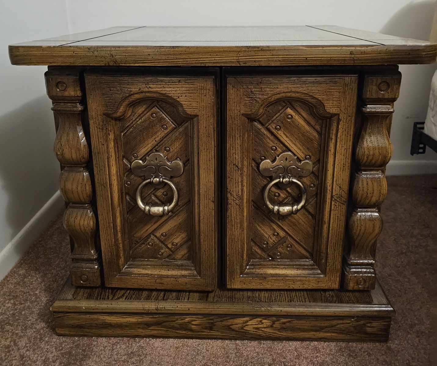 End Table - located in Taylorsville