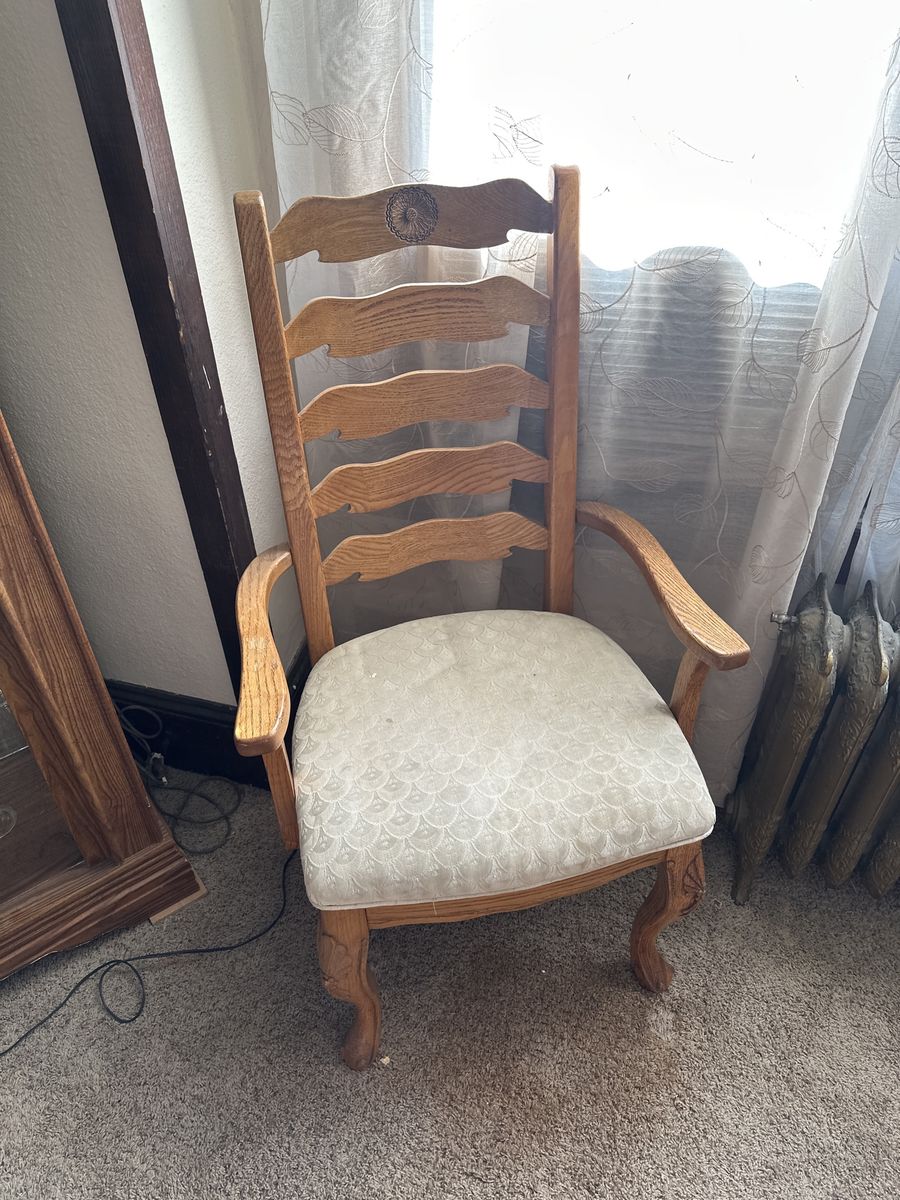 Dining Room Table And Chairs