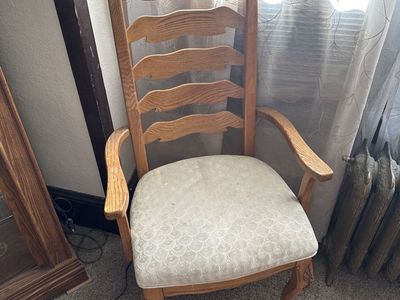 Dining Room Table And Chairs