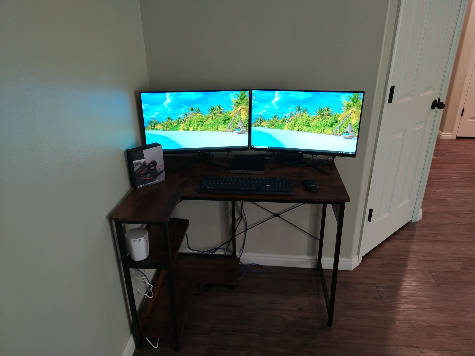 Main image 4