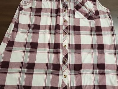 Passport Women's Sleeveless Plaid Button-Up Top - Maroon, White & Gray, Size L, 100% Polyester