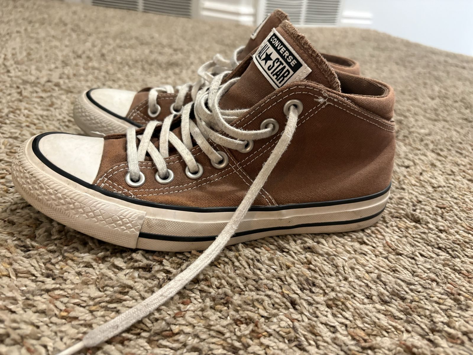 Brown women's converse