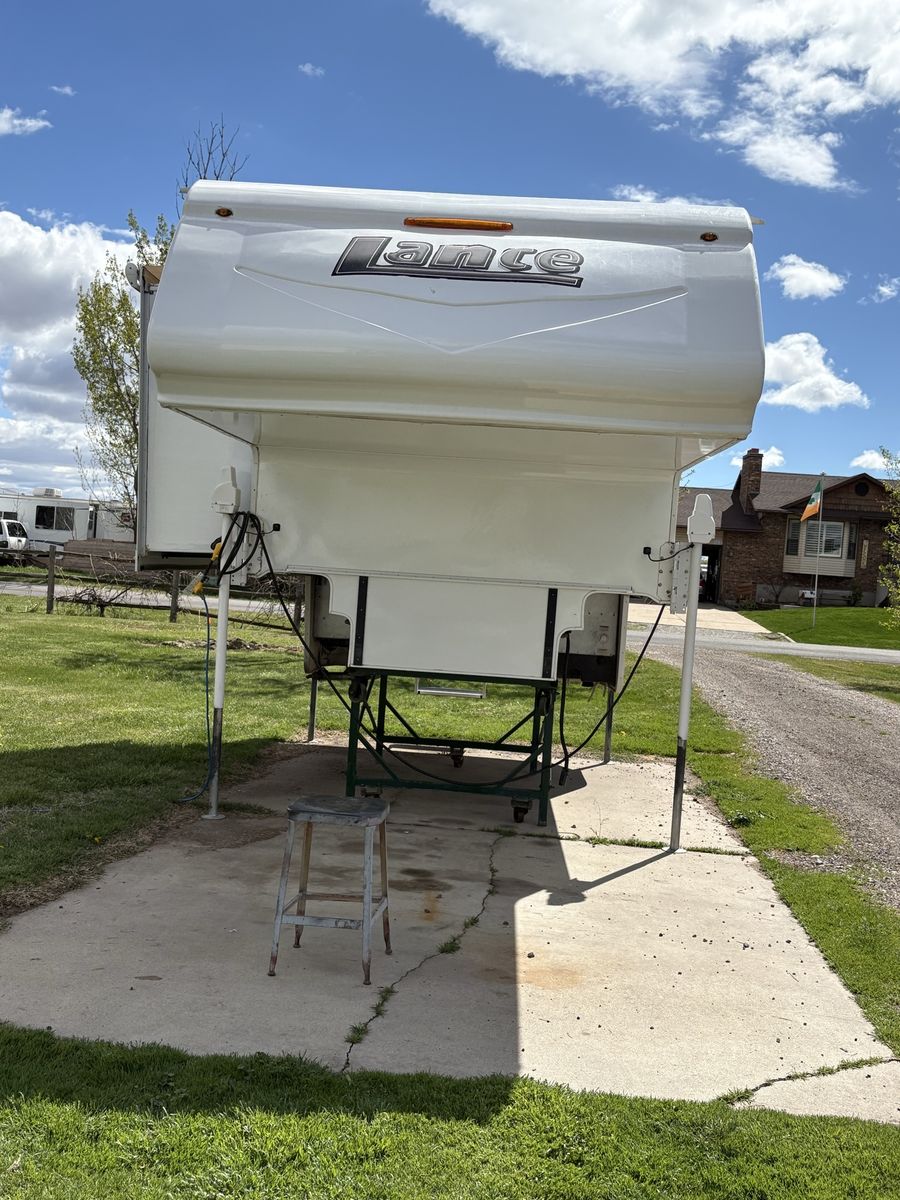 2016 Lance 995