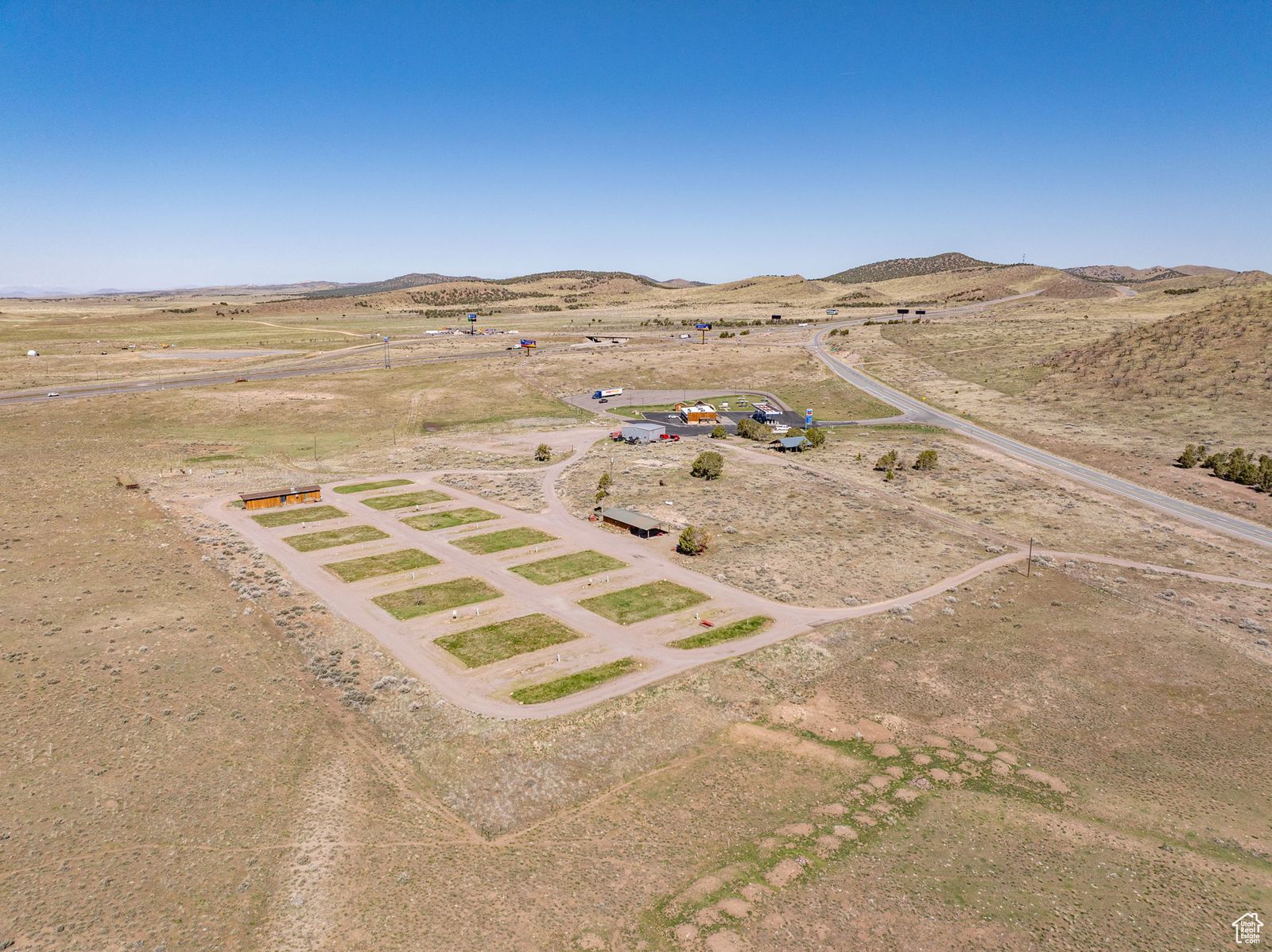 Main image 10