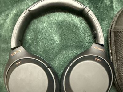 Sony WH-1000XM4 Wireless Noise Canceling Over-Ear Headphones with Case
