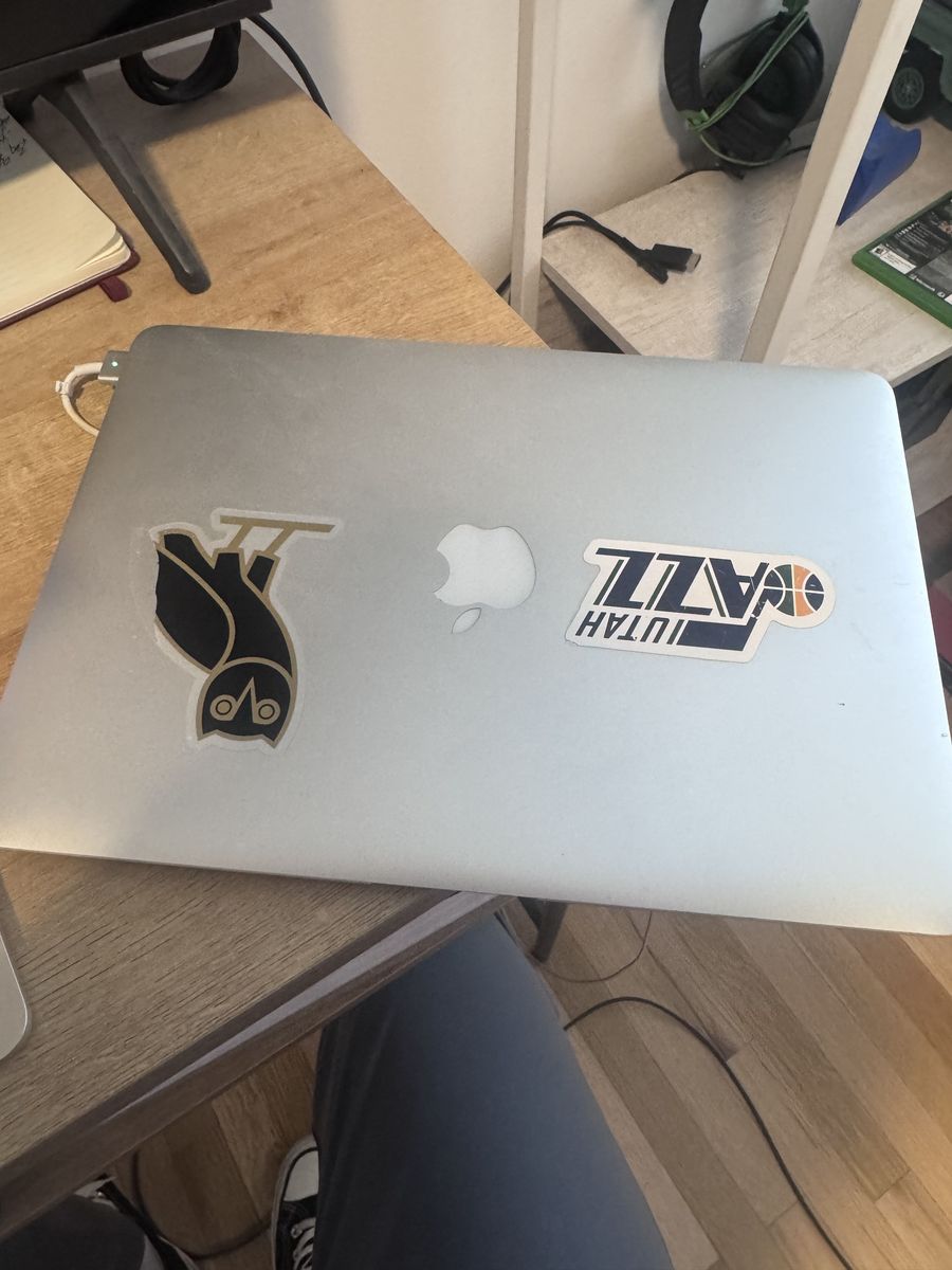 Apple MacBook Air 2017 13-Inch