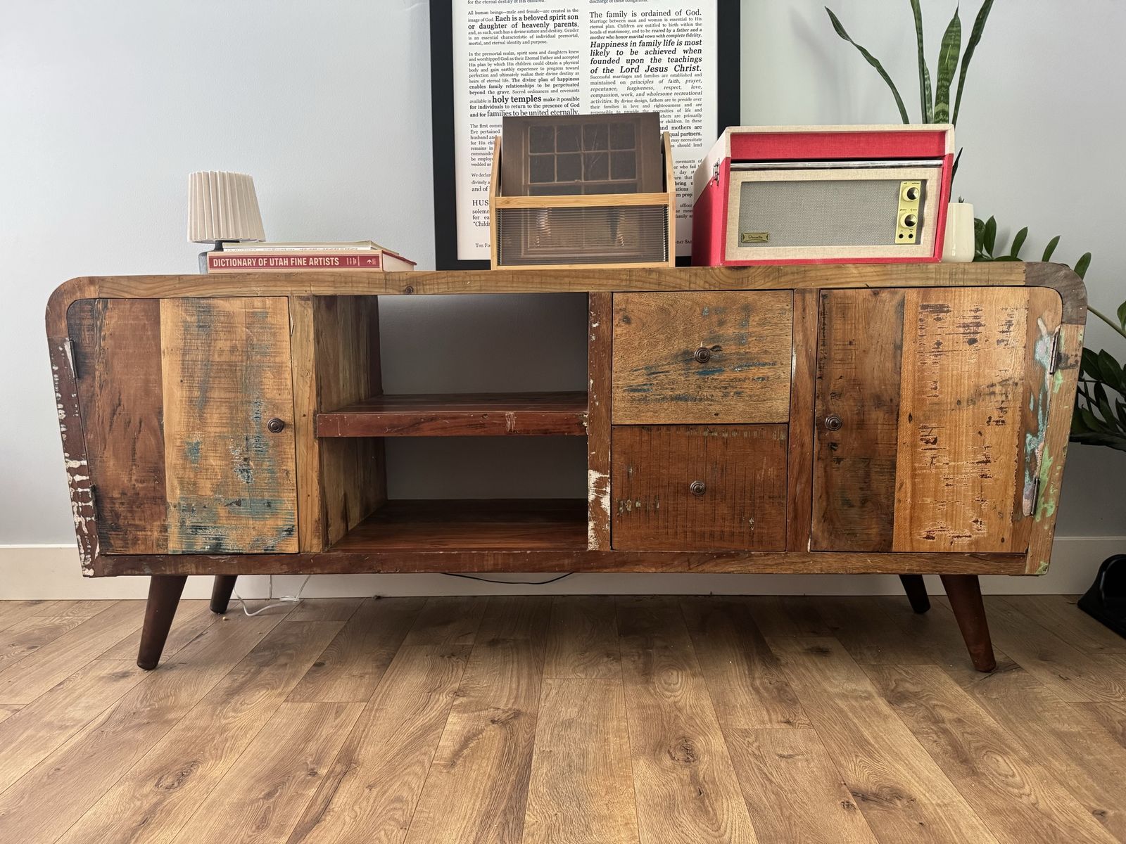 Cabinet tv stand