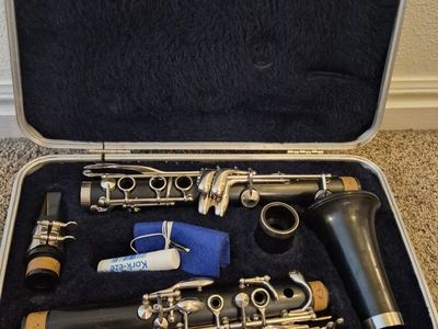 Artley Clarinet with Warranty