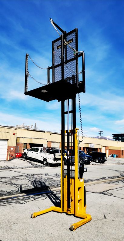 Big Joe PDI-20 Electric Walkie Platform Stacker Forklift