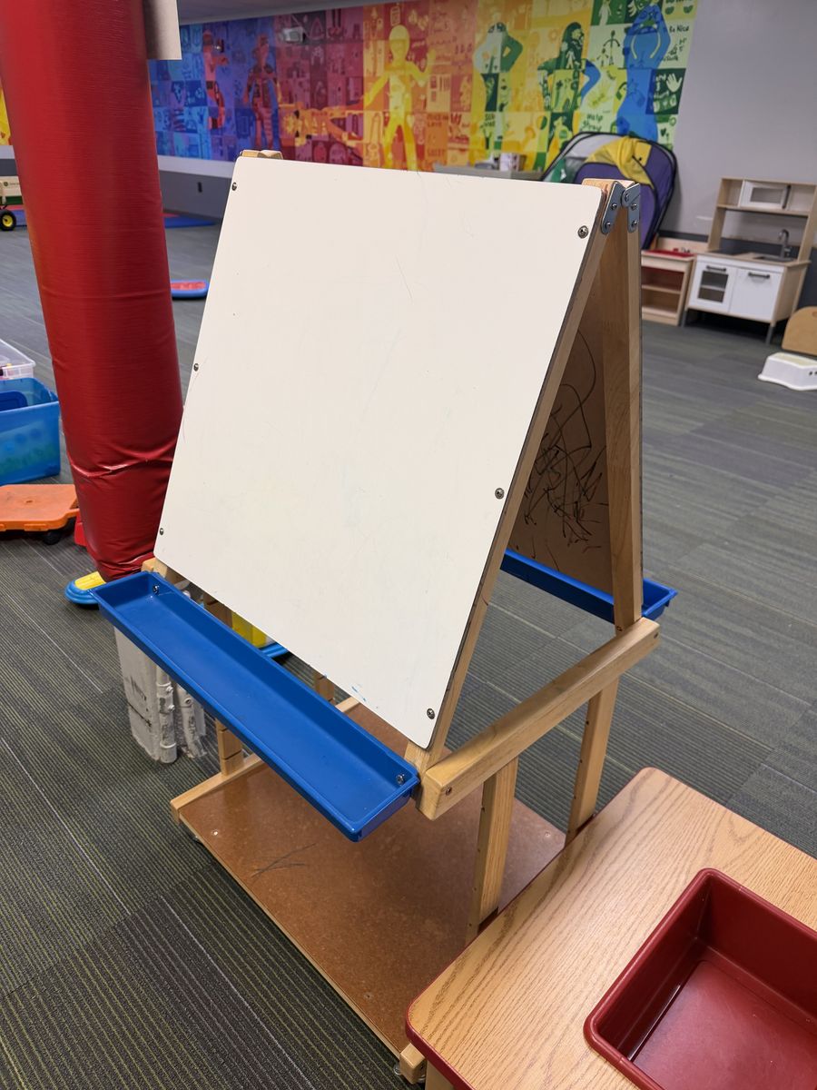 Wooden Children's Double-Sided Easel with Whiteboard and Storage Trays