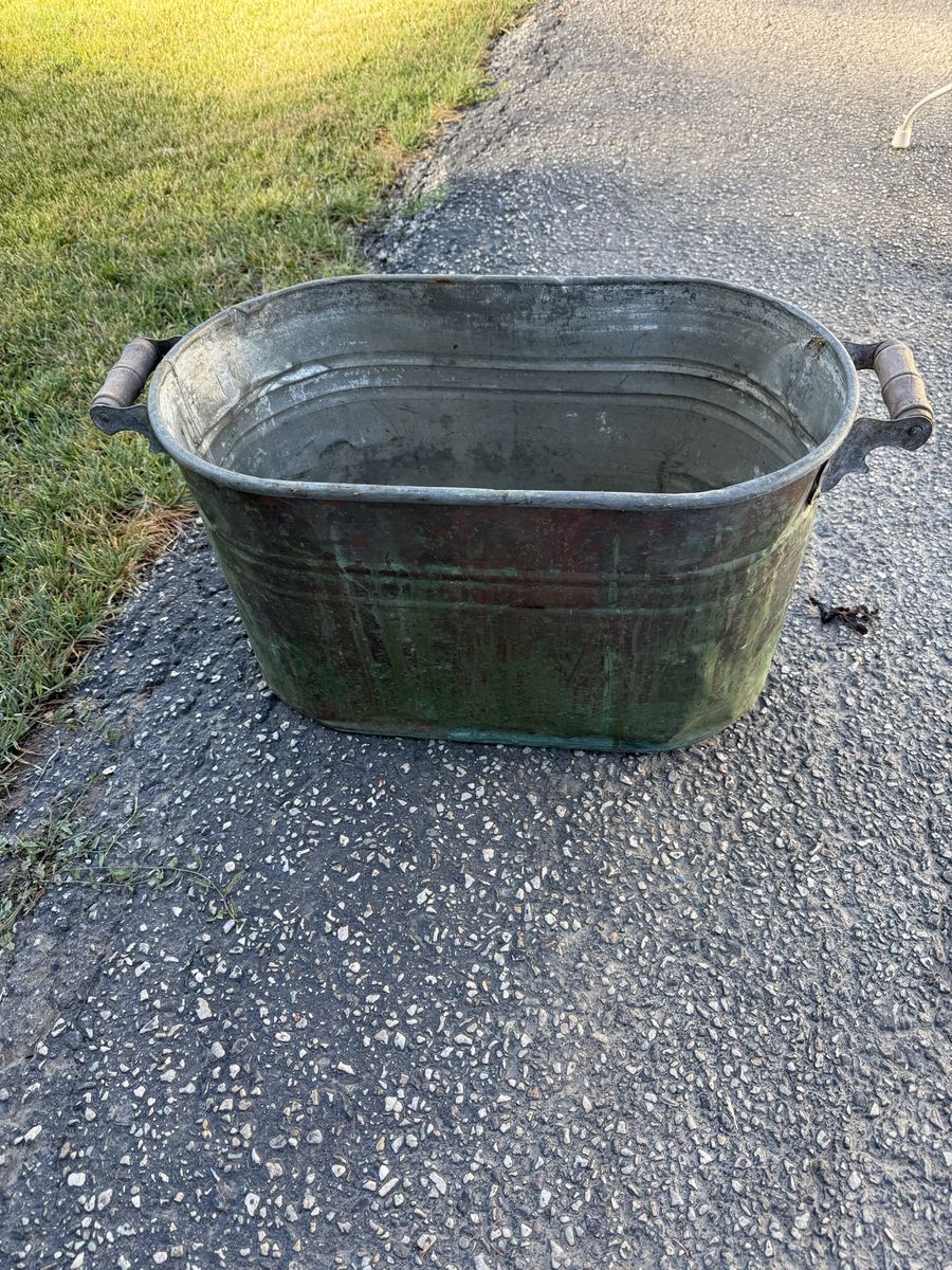 Main image 3