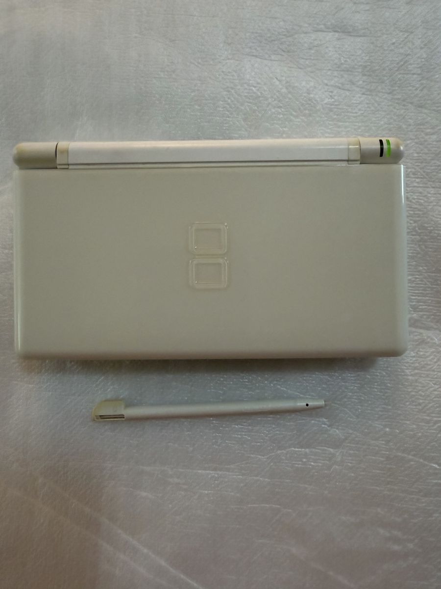 Main image 4